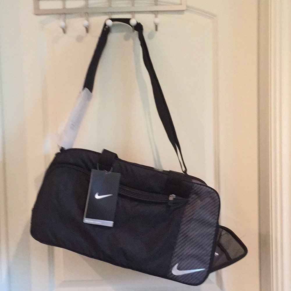 Smithsonian channel Nike golf/ gym bag
